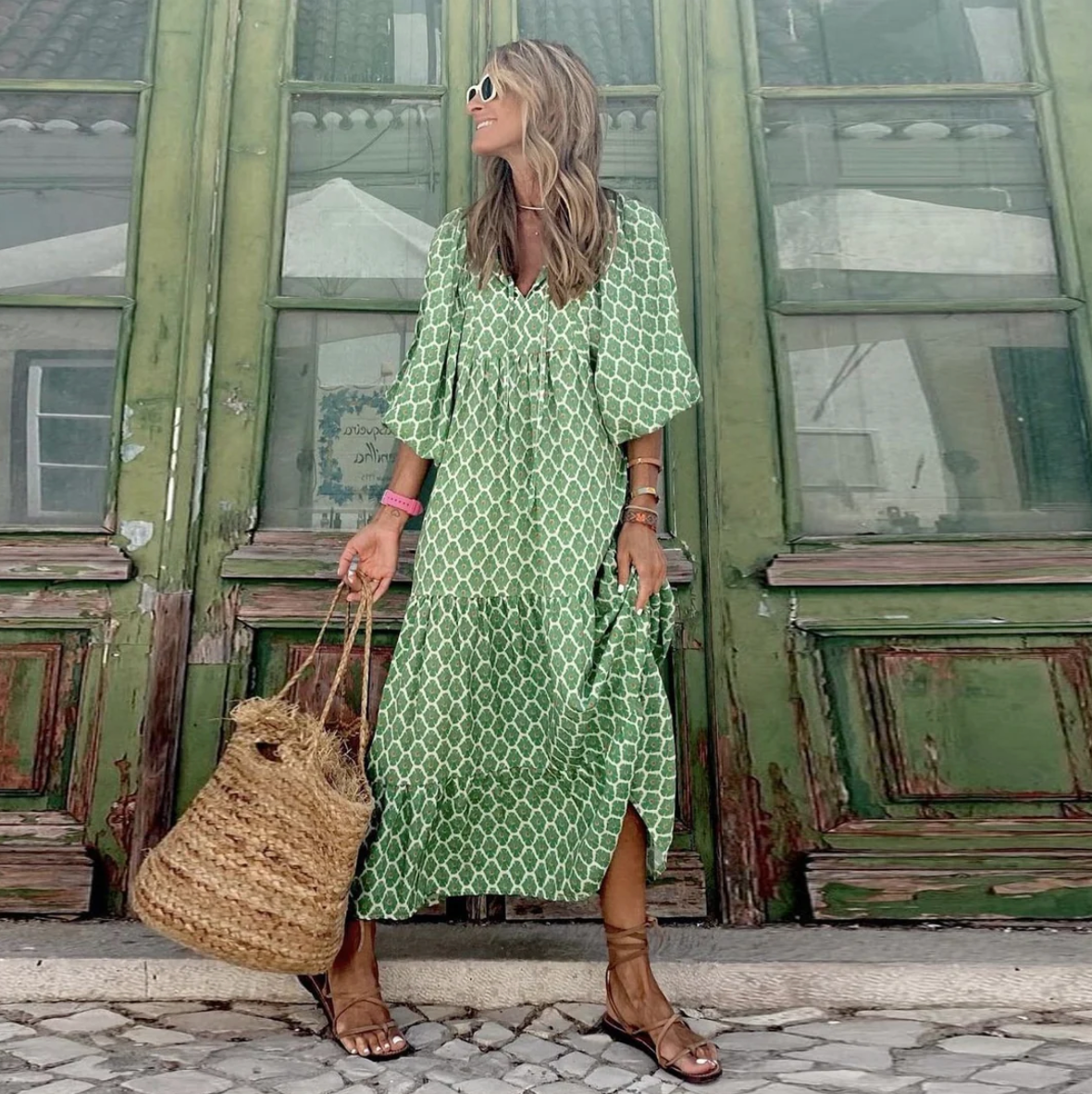 Vestido Maxi Bohemio con Escote en V y Falda de Volantes