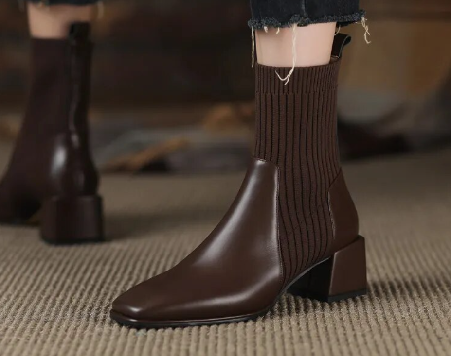 Botines Lola para mujer – botines cómodos con suela amortiguante y ajuste elástico para pie ancho