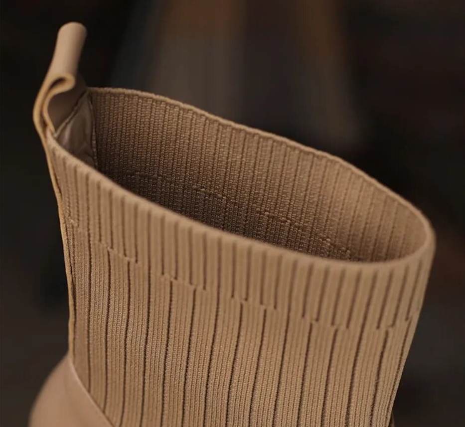 Botines Lola para mujer – botines cómodos con suela amortiguante y ajuste elástico para pie ancho