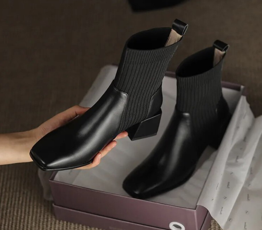 Botines Lola para mujer – botines cómodos con suela amortiguante y ajuste elástico para pie ancho