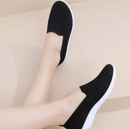 Zapatos cómodos femeninos con suela amortiguante y piel elástica