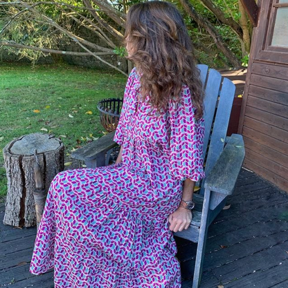 Vestido Maxi Bohemio con Escote en V y Falda de Volantes