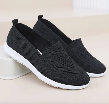 Zapatos cómodos femeninos con suela amortiguante y piel elástica