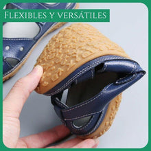 Cargar imagen en el visor de la galería, Sandalias comfort
